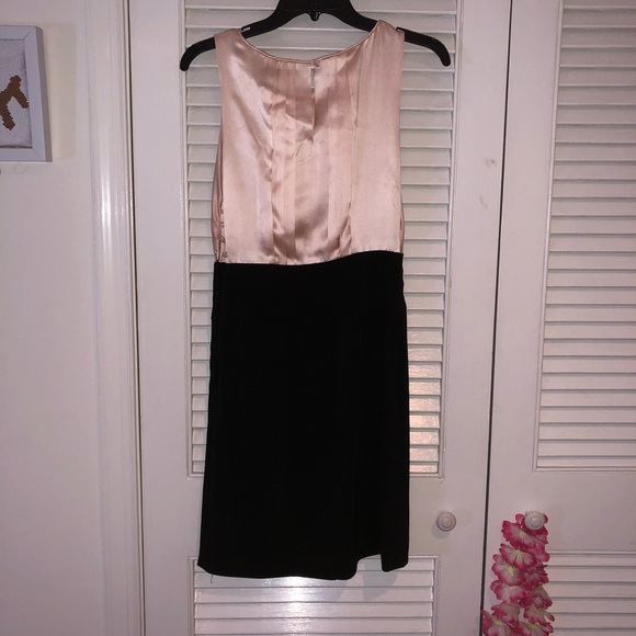 Cute dress - Picture 2 of 2